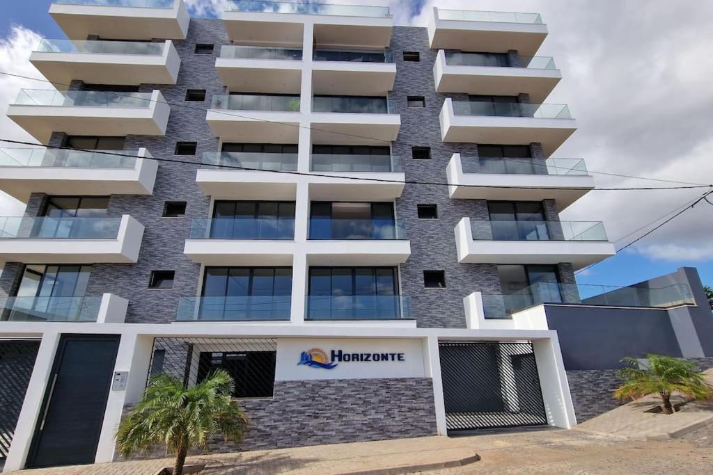 Apartamento Encantador Com Piscina E Vista Mar Apartment Прая Екстериор снимка