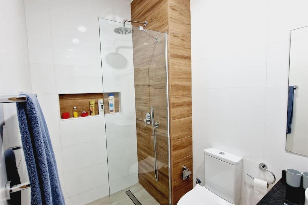 Apartamento Encantador Com Piscina E Vista Mar Apartment Прая Екстериор снимка