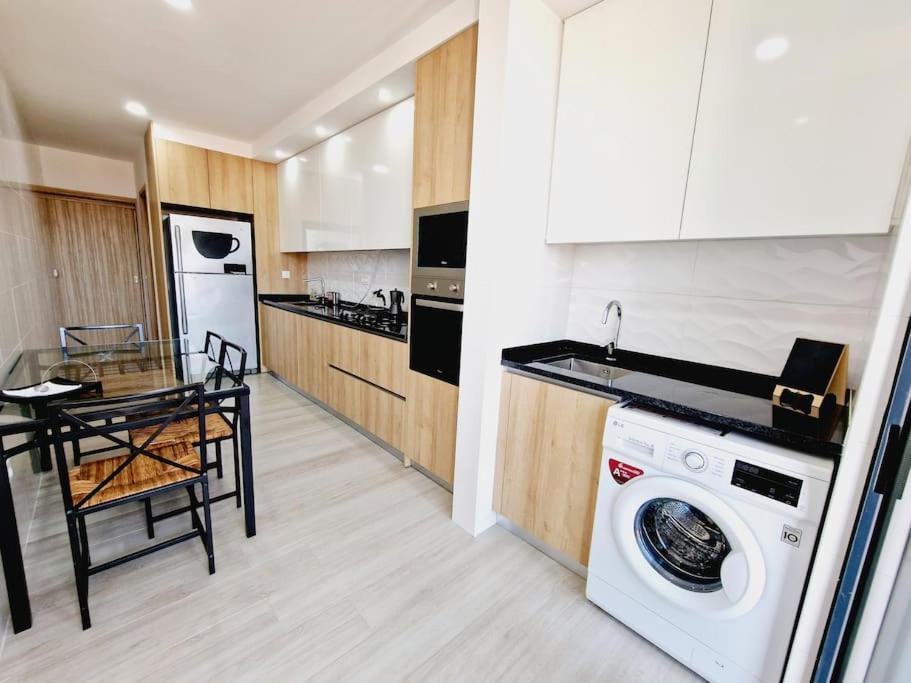 Apartamento Encantador Com Piscina E Vista Mar Apartment Прая Екстериор снимка
